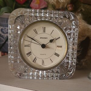 Crystal DeskClock with Cream Dial